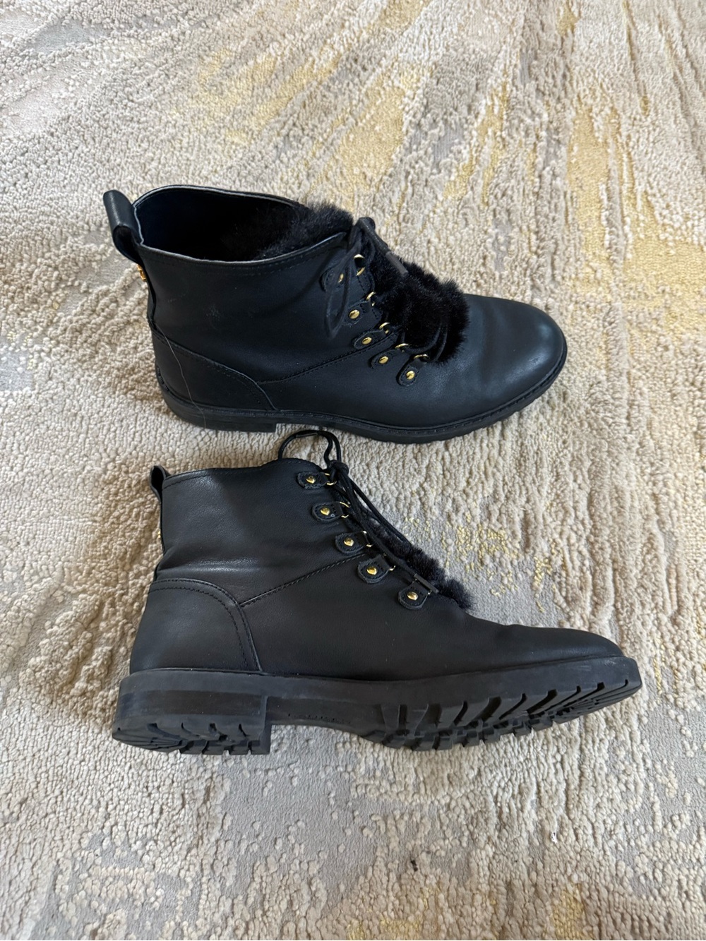 Lauren Ralph Lauren black leather boots ankle winter Elliot lace up faux fur 8.5